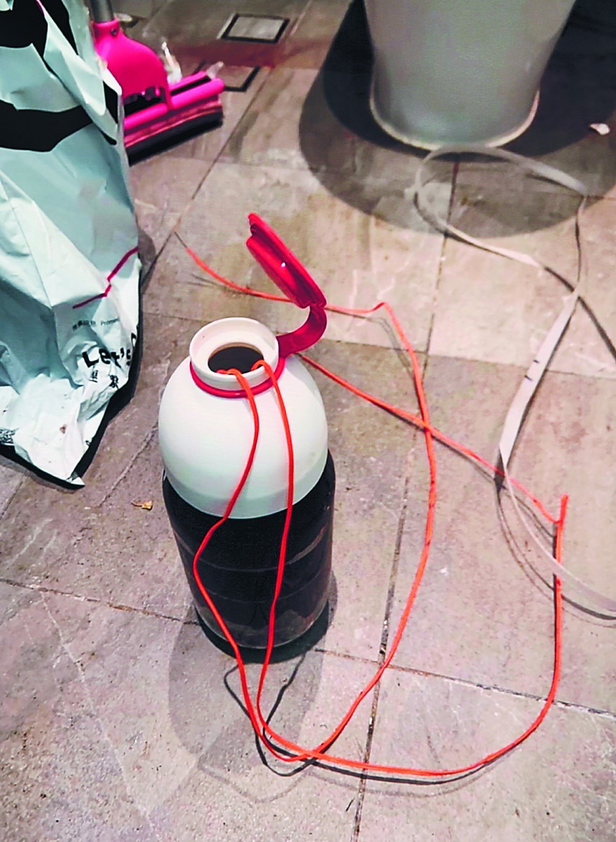 检3土制炸弹2.6吨炸药原料 警拘17人 疑涉深圳湾罗湖站爆炸品案